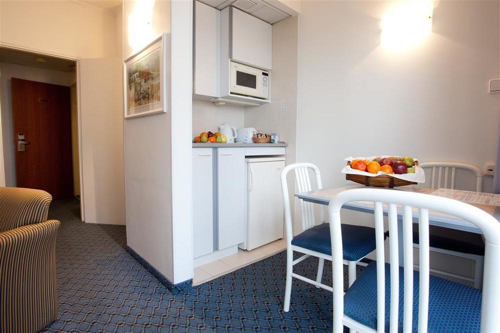 Best Western Regency Suites Tel Aviv Exterior foto